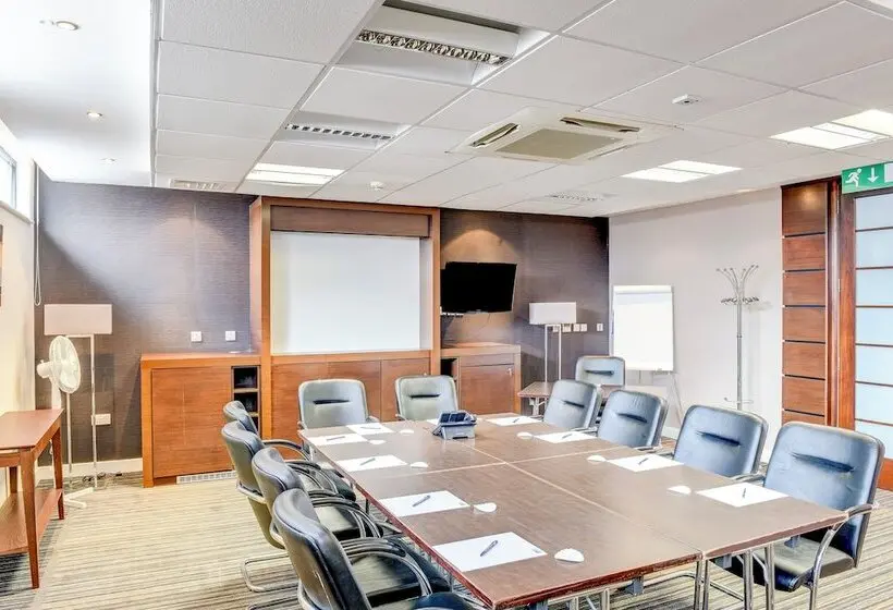 ホテル Belvilla Aberdeen Bridge of Don Sea View