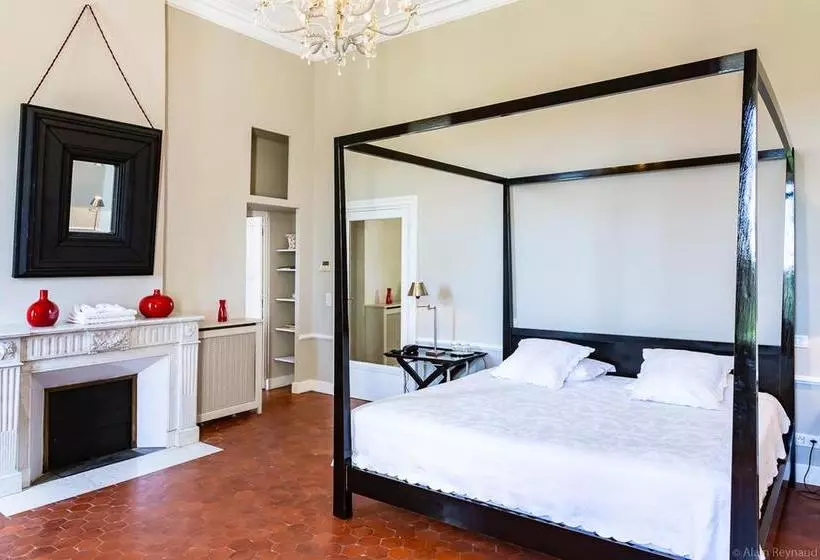 호텔 Château Martinay