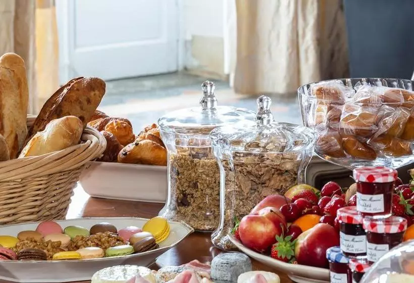 호텔 Château Martinay