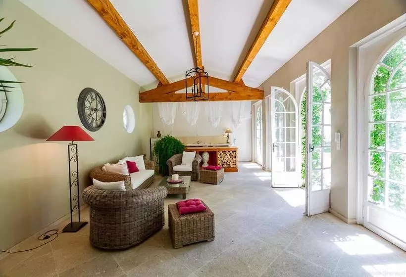 호텔 Château Martinay