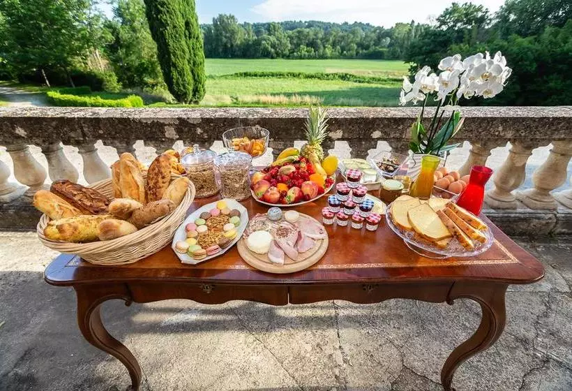 호텔 Château Martinay