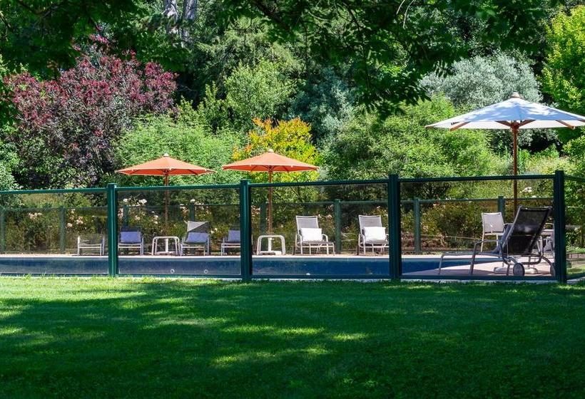 호텔 Château Martinay