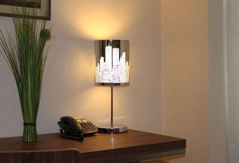 فندق City Inn Russell  Square