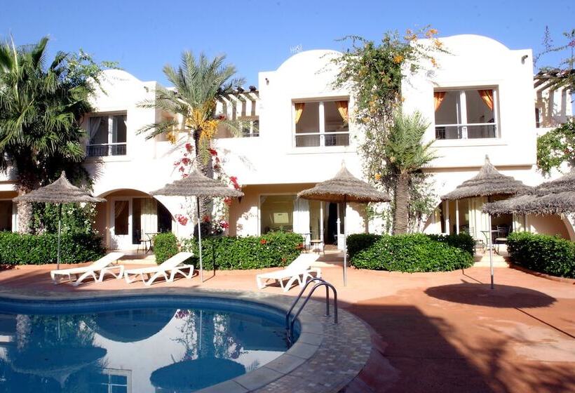 بنسيون Villamar