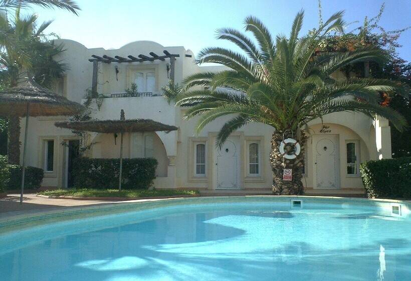 بنسيون Villamar