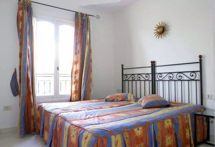 بنسيون Villamar