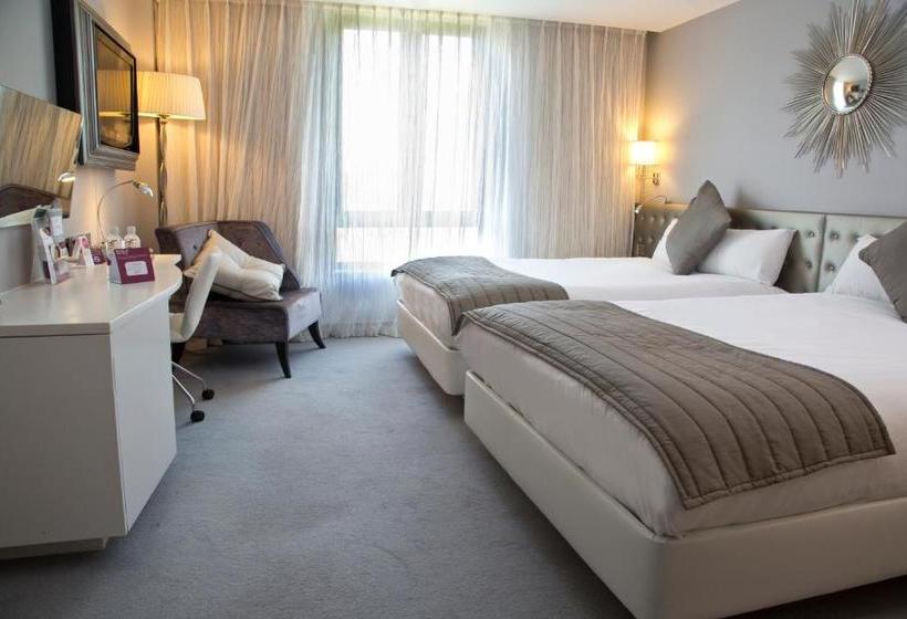 בית מלון כפרי Heythrop Park Resort