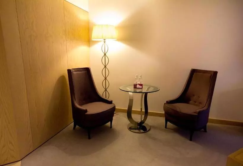 호텔 Heythrop Park Resort