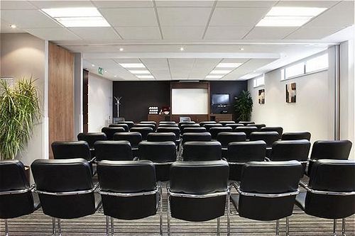 호텔 Holiday Inn Express Aberdeen - Exhibition Centre