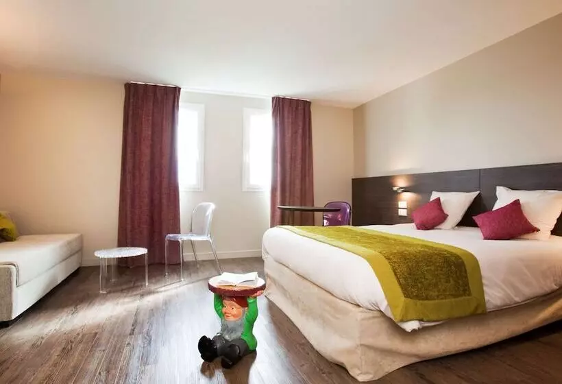 בית מלון כפרי Ibis Styles Compiegne