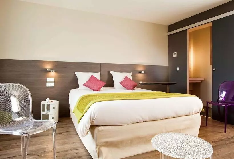 בית מלון כפרי Ibis Styles Compiegne