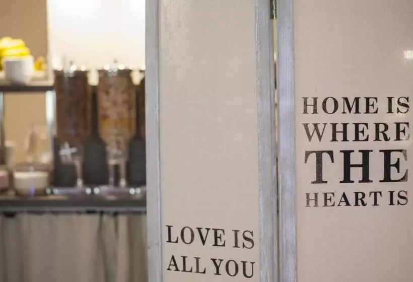 هتل Kiez Pension Berlin