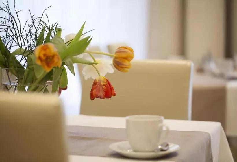 هتل Kiez Pension Berlin