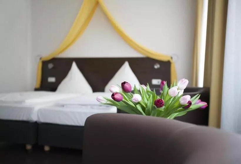 هتل Kiez Pension Berlin