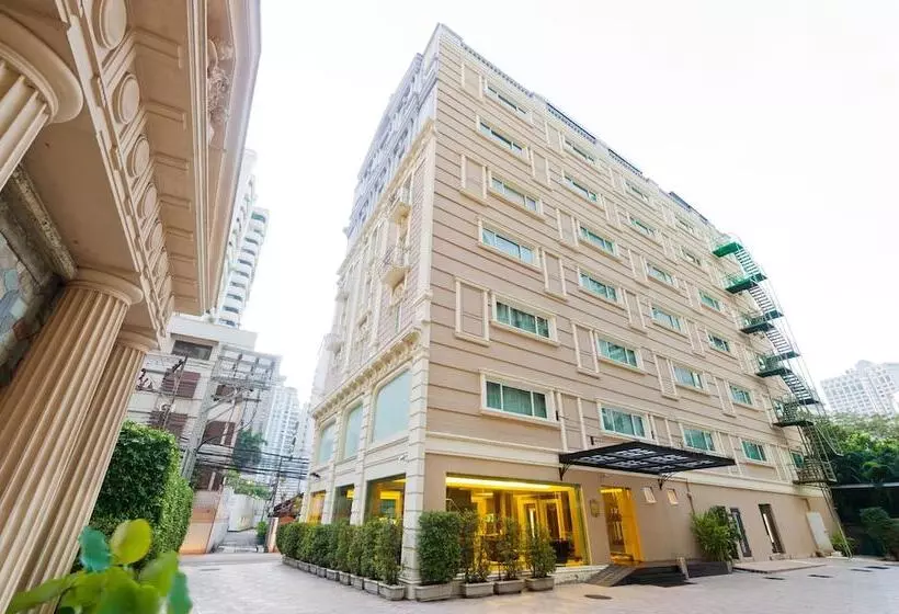 Hotelli Kingston Suites  Bangkok