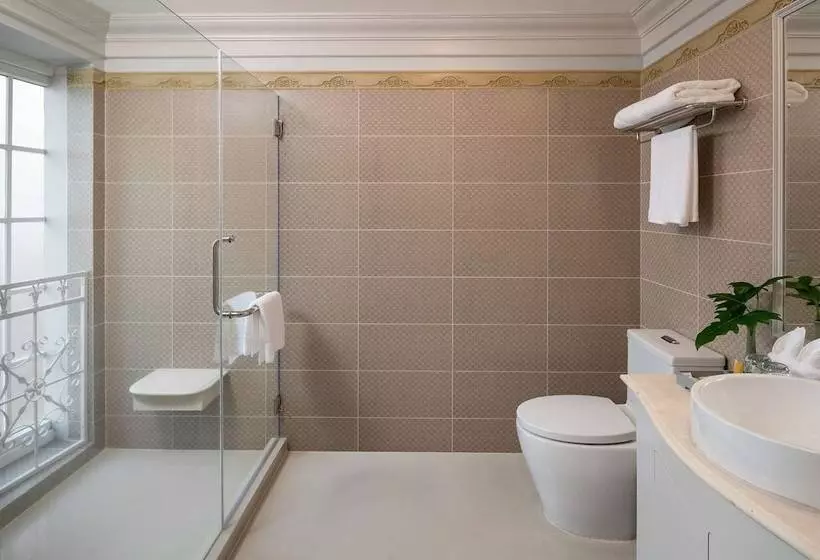 Hotelli Kingston Suites  Bangkok