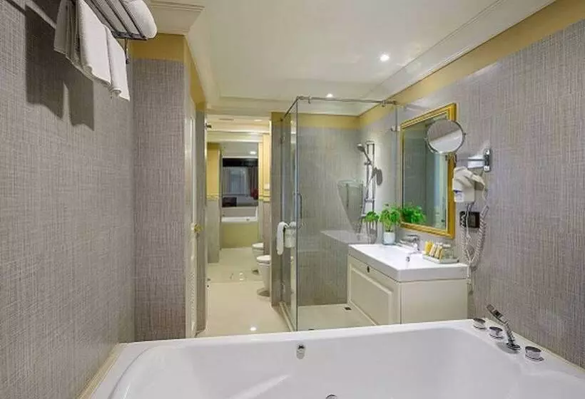 Hotelli Kingston Suites  Bangkok