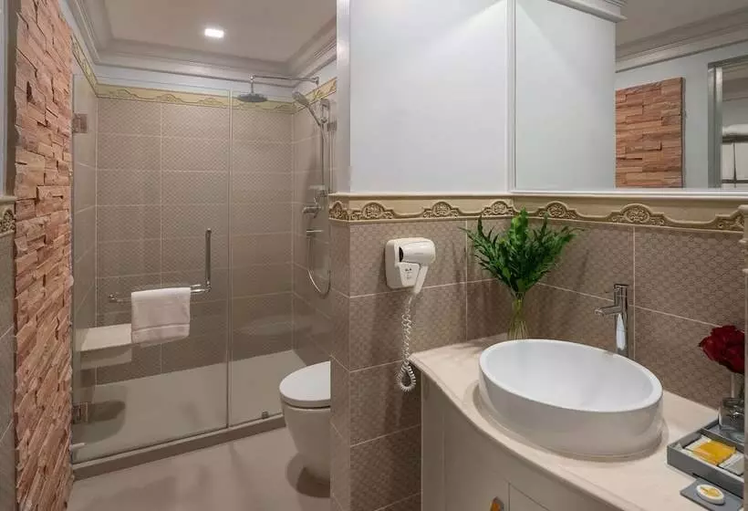 Hotelli Kingston Suites  Bangkok