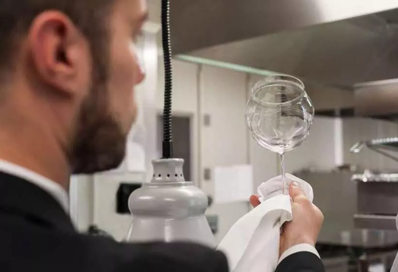 ホテル Clos St Eloi, The Originals Relais