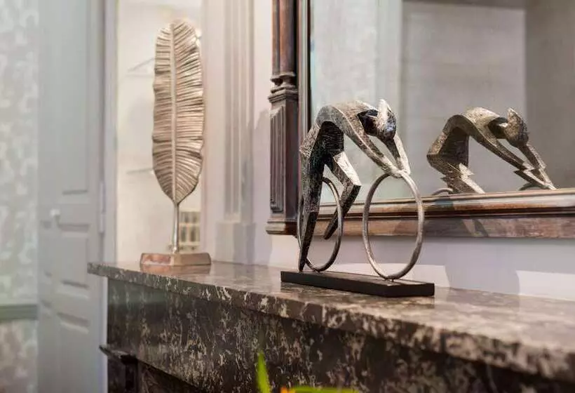 ホテル Clos St Eloi, The Originals Relais