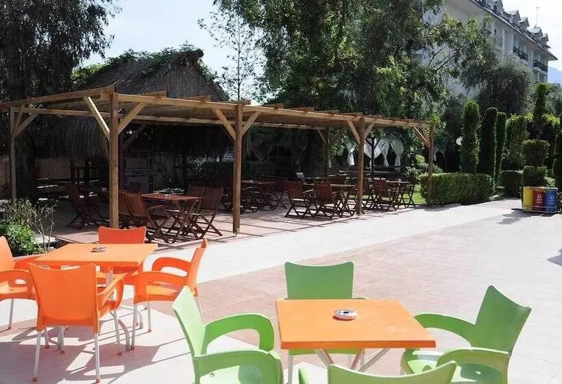 בית מלון כפרי Lims Bona Dea Beach