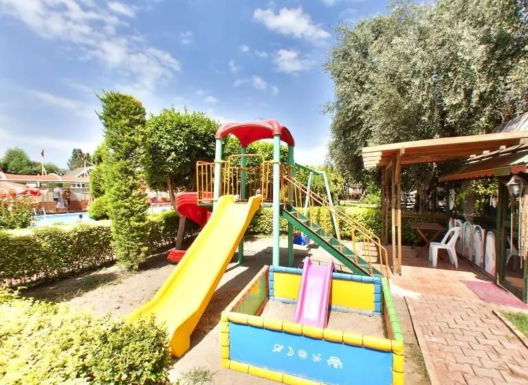 בית מלון כפרי Lims Bona Dea Beach