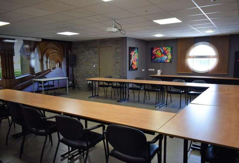 Hotel Logis Hôtel La Fauceille