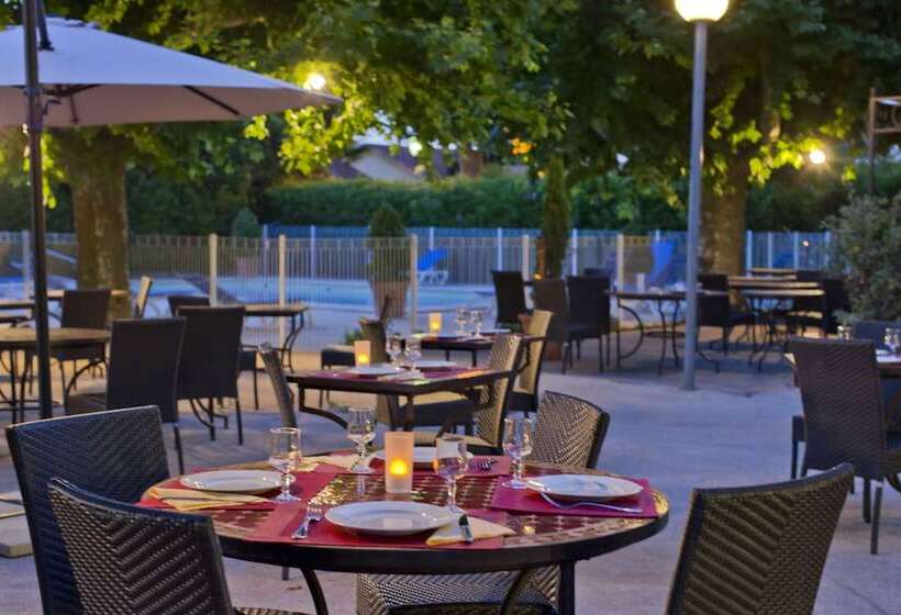 ホテル Hôtel Miléade Méditerranée   Port Fréjus