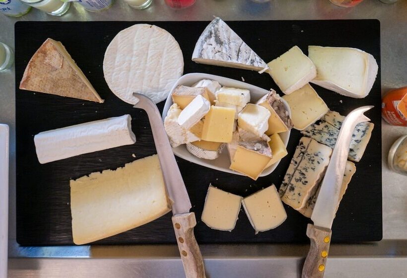 ホテル Hôtel Miléade Méditerranée   Port Fréjus