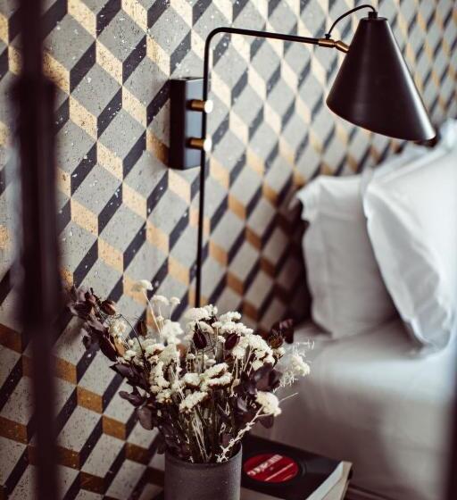 هتل Monsieur Helder