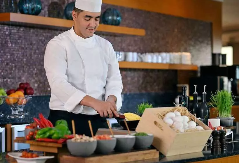 Mövenpick Hotel Jumeirah Beach