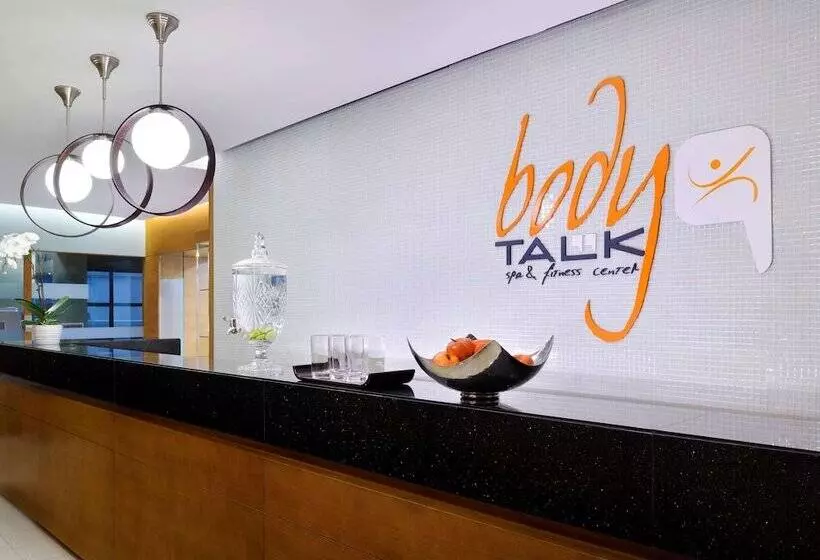 Mövenpick Hotel Jumeirah Beach