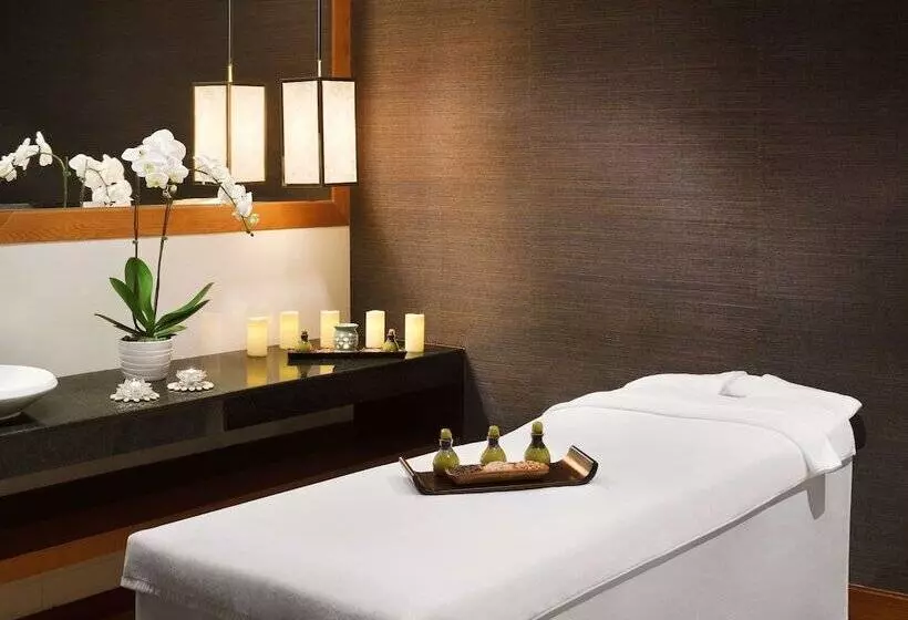 Mövenpick Hotel Jumeirah Beach