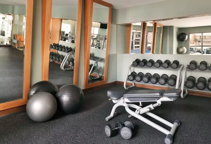 Mövenpick Hotel Jumeirah Beach