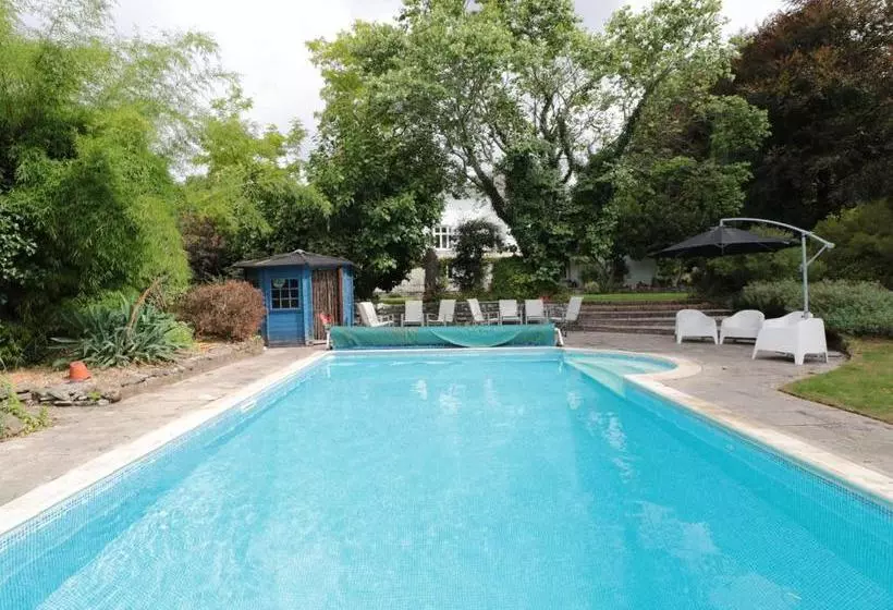 Pentre Court, Abergavenny