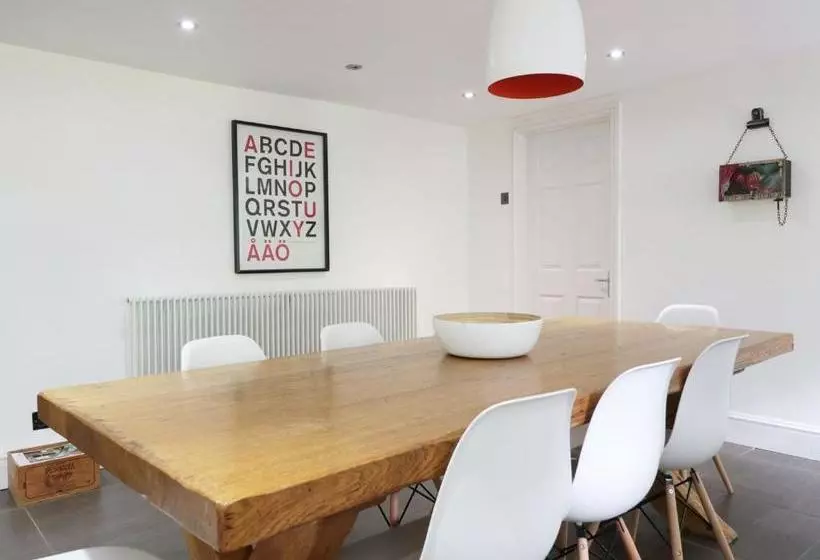 Pentre Court, Abergavenny