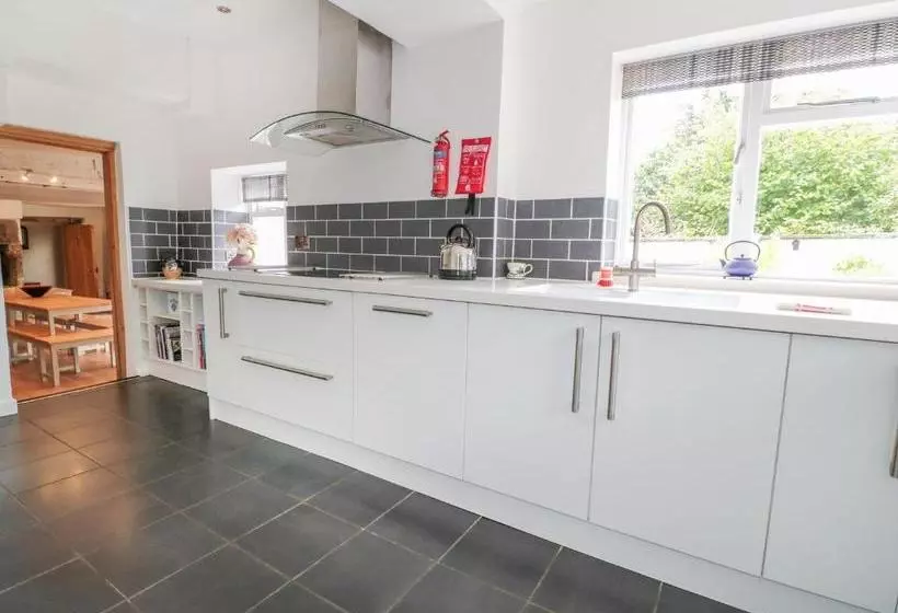 Pentre Court, Abergavenny