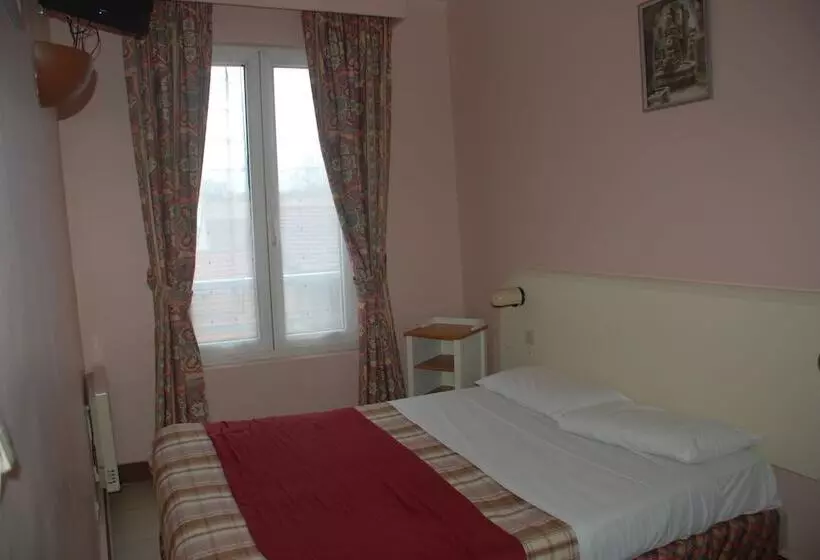 فندق Residence De La Tour Paris Malakoff