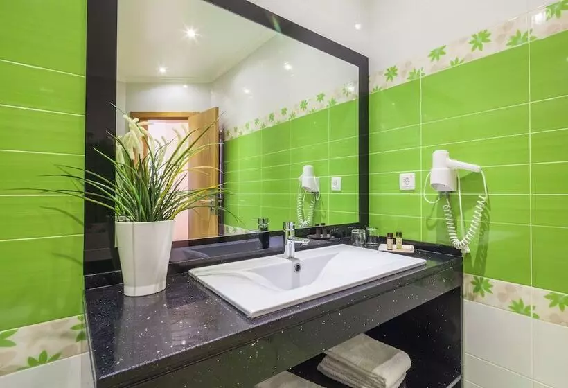Hotel Vila Nova Guesthouse