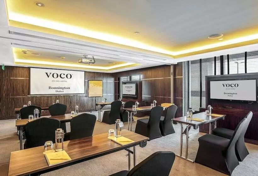 Отель Voco Bonnington Dubai, An Ihg