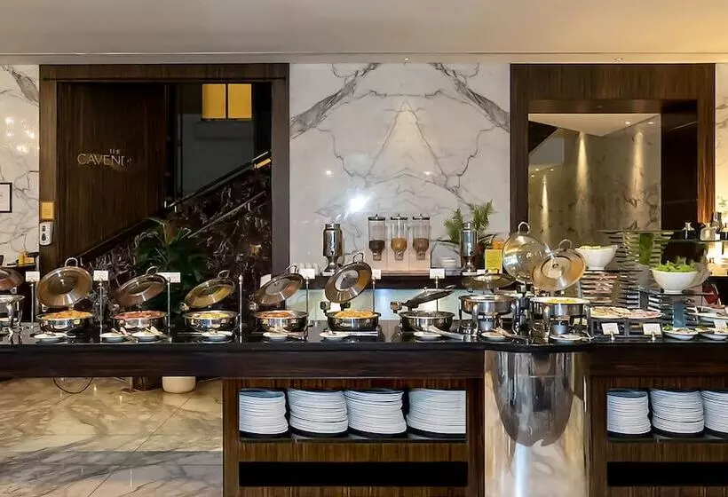 Отель Voco Bonnington Dubai, An Ihg