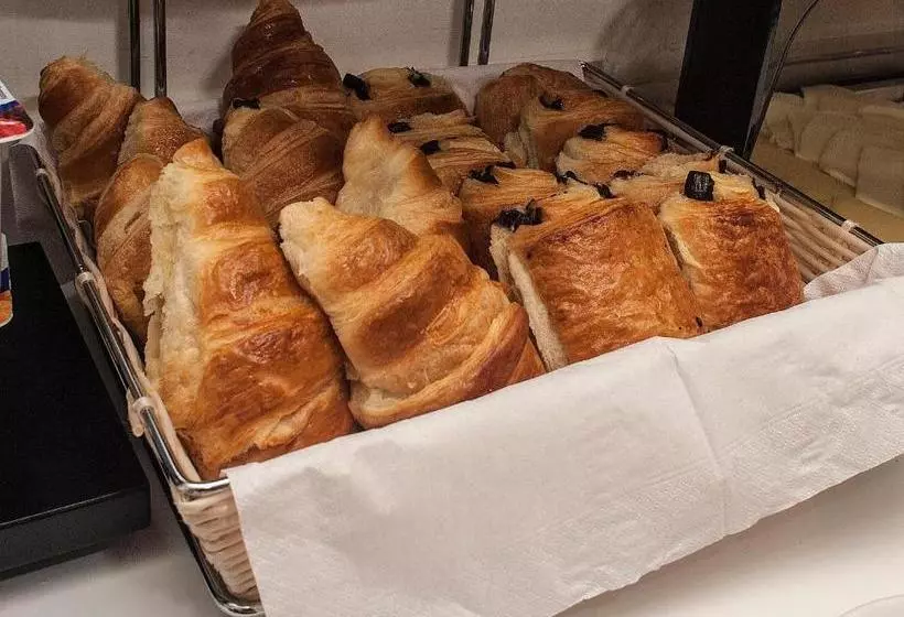 호텔 Nox Kensington Gardens