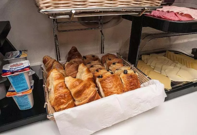 호텔 Nox Kensington Gardens