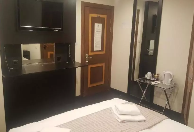 호텔 Nox Kensington Gardens