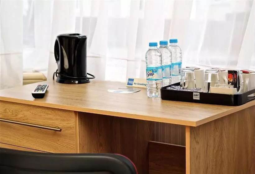 Central Hotel Golders Green