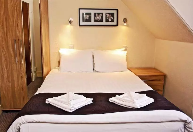 Central Hotel Golders Green