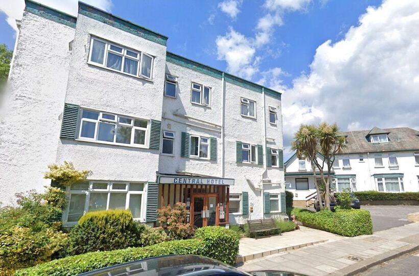 Central Hotel Golders Green