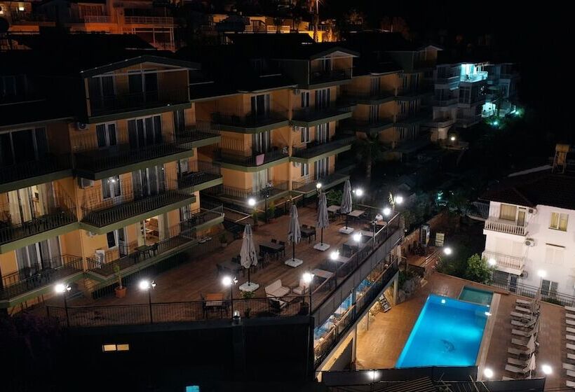 Отель Bella Vista Suit