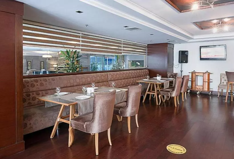 Dream Hill Business Deluxe Hotel Asia