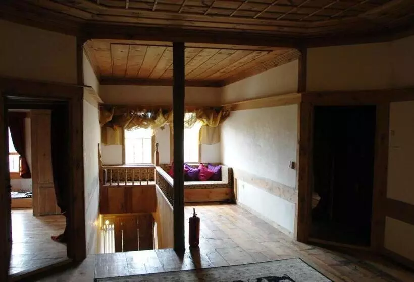 בית מלון כפרי Gulevi Safranbolu